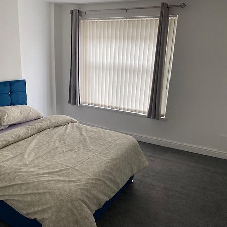 Marvellous Room 2 Stoke-on-Trent エクステリア 写真